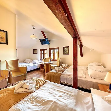 Maria Bed and Breakfast *